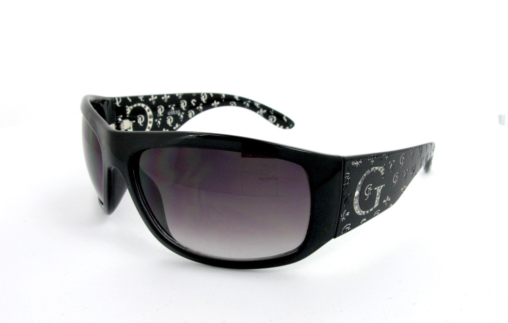 lunettes de soleil guess enfant 3